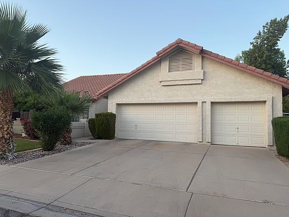 3rd image of 1009 N Gull Haven Ct