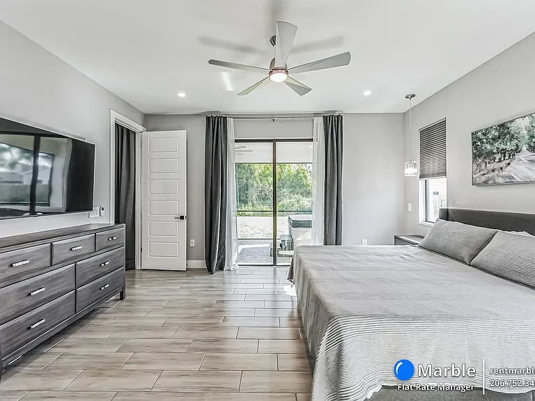 4618 Catalina Ln — Photo 21