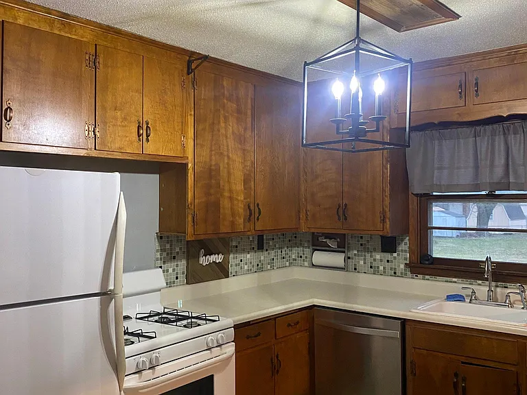 826 E Gay St — Photo 30