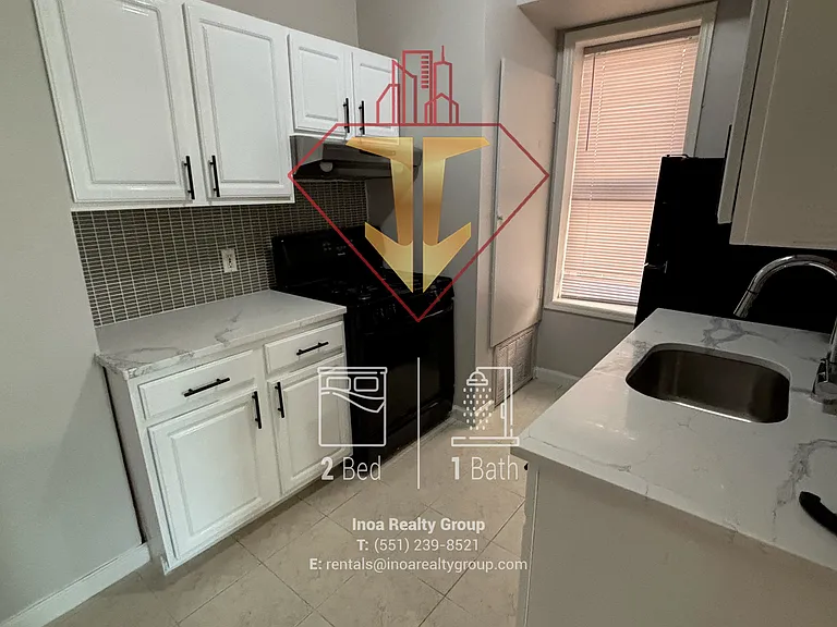119 Roosevelt Ave #3 — Photo 2