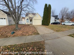 2667 Liberty Gardens Dr, Florissant, MO