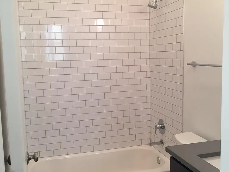 1641 N Paulina St #1R — Photo 11
