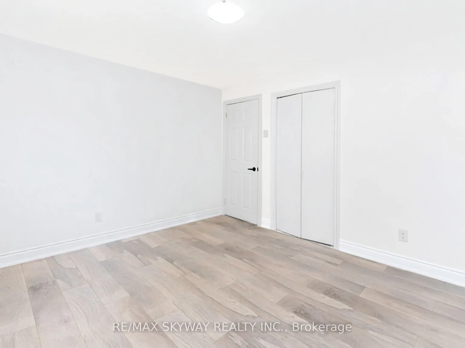 6 bed, $3,800 — Photo 4