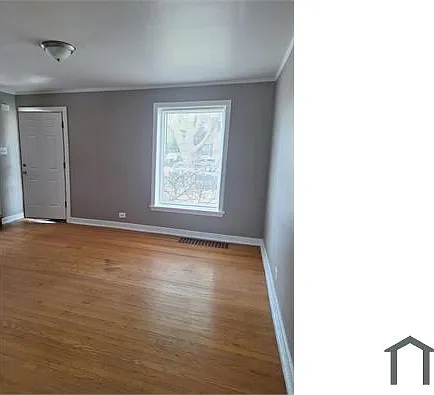 2 bed, 100 sqft, $1,900 — Photo 3
