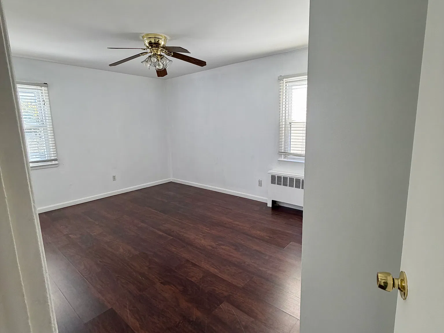 3 bed, 1.5 bath, $3,500 — Photo 4