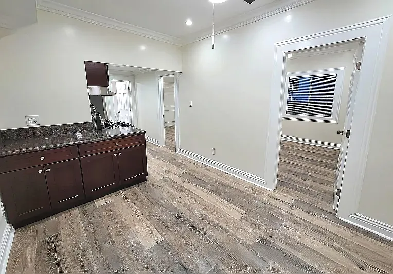 2445 Bellevue Ave #2445