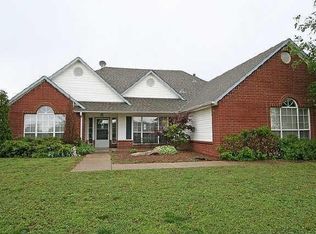 9432 E Yorkshire Ave, Claremore, OK 74017