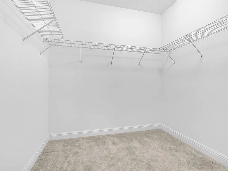 540 Sanderling Cir — Photo 19