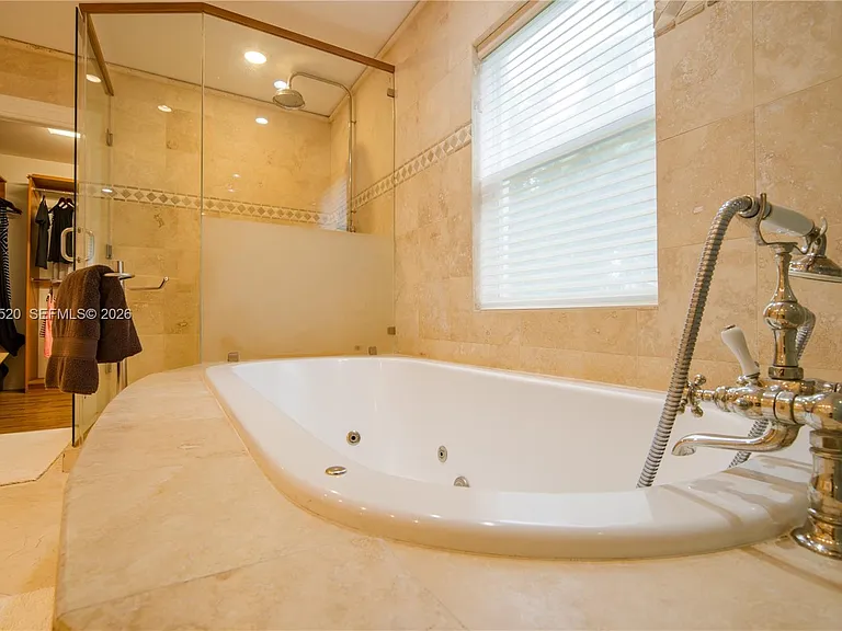 3514 Crystal Ct — Photo 15