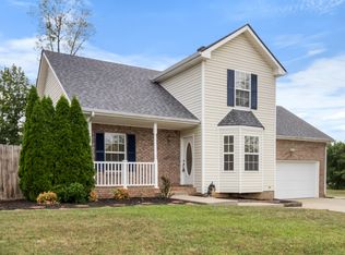 1425 Cedar Springs Cir, Clarksville, TN 37042