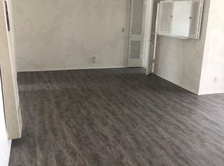 11860 Chandler Blvd APT 16, Valley Village, CA 91607