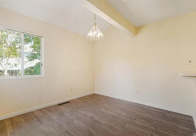 7 Meridian Cir — Photo 21