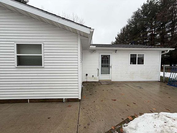 2nd image of 2161 N Bringold Ave