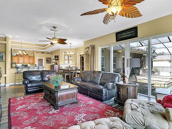 4th image of 10800 Crescent Lake Ct