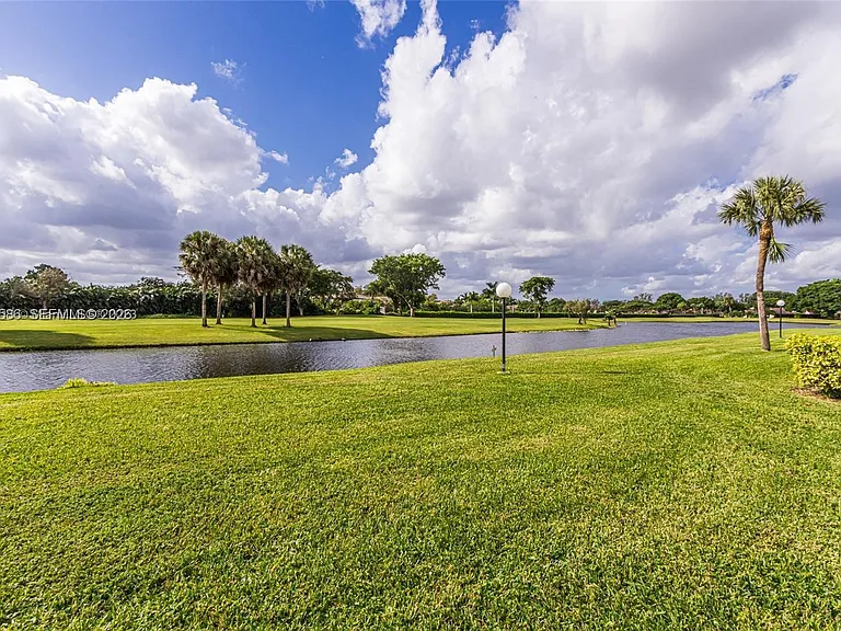 21529 Cypress Hammock Dr #35J — Photo 22