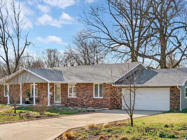 2669 S Catalina Avenue, Springfield, MO 65804