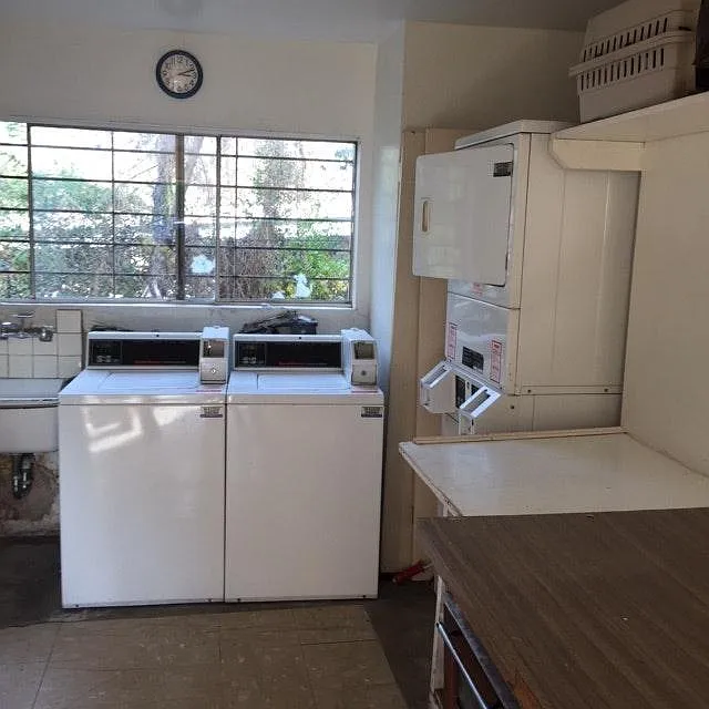 10840 Bluffside Dr — Photo 2