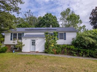 668 Hawkins Rd E, Coram, NY 11727