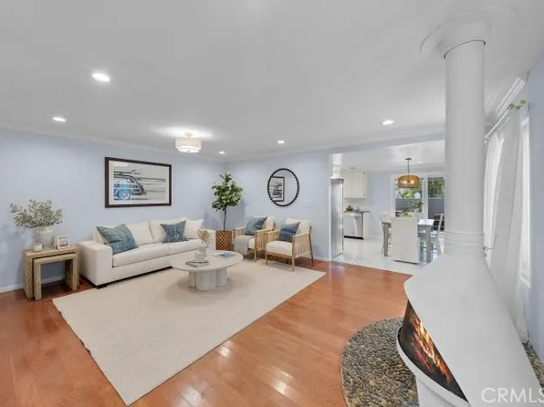 1736 Speyer Ln, Redondo Beach, CA 90278