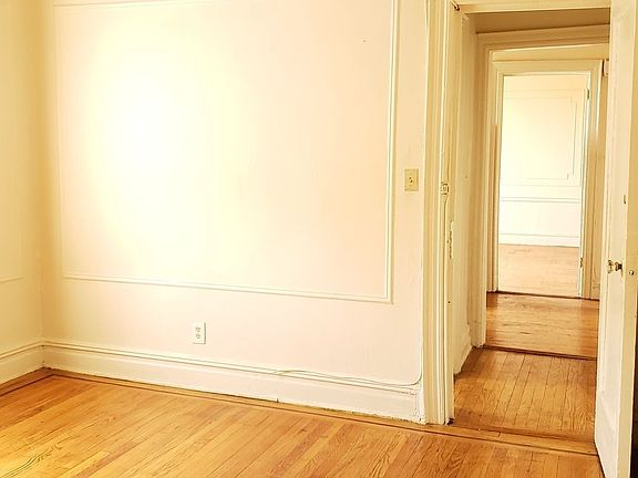 5th image of 66 Fenimore St APT 1