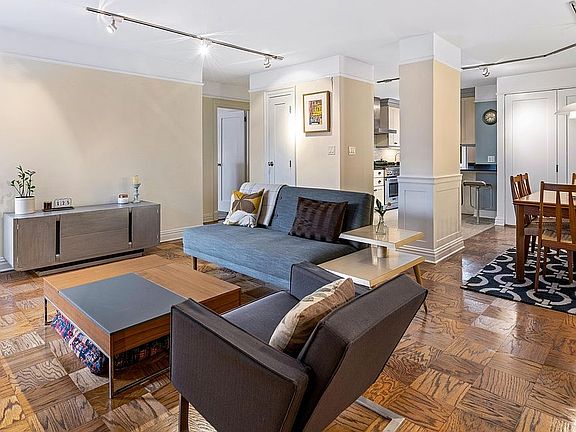 4th image of 210 Broadway #G105