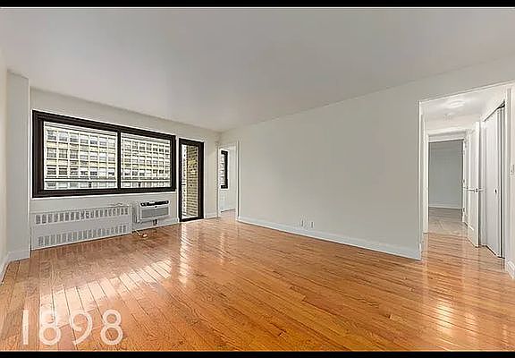 2nd image of 135 W 96th St #12DE12
