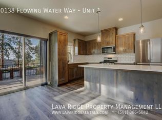 20138 Flowing Water Way #1, Bend, OR 97702