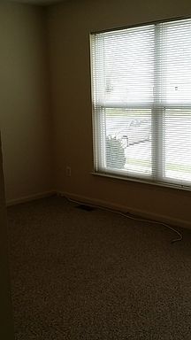4th image of 366 Center Deen Ave