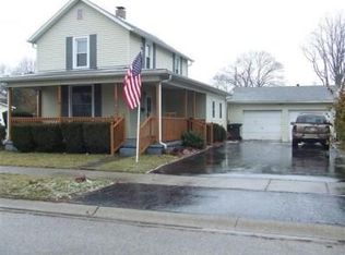 1045 Harris St, Huntington, IN 46750