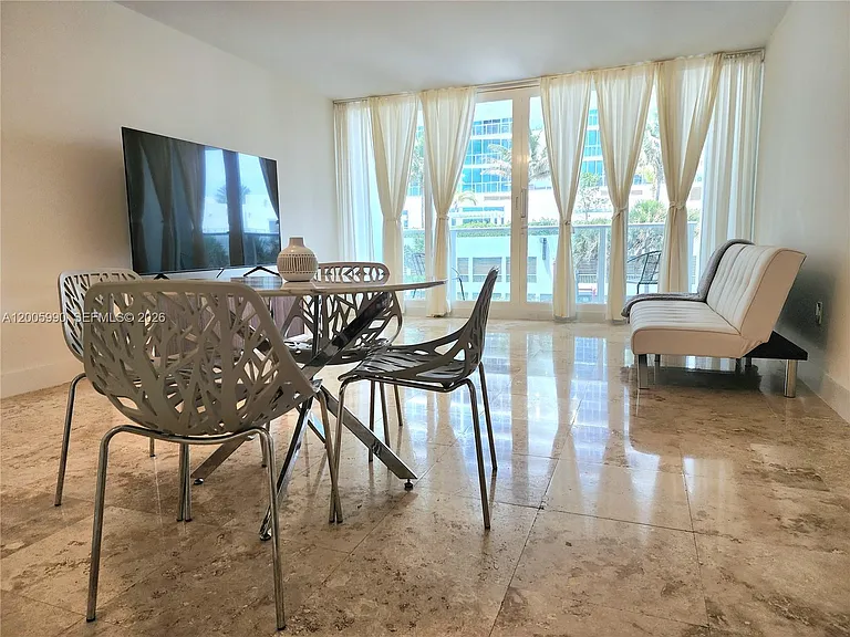 3505 S Ocean Dr #209 — Photo 5