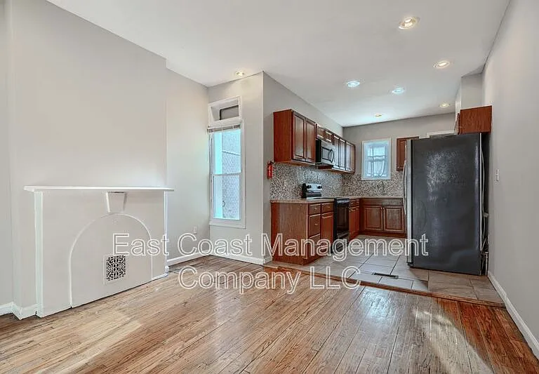 1616 N Fulton Ave — Photo 7