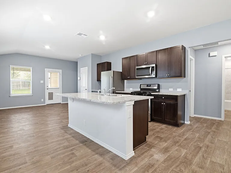 4323 Lake Ritter St — Photo 9