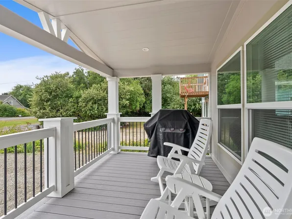 130 Pacific Boulevard NW, Ocean Shores, WA 98569