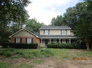 211 Plantation Rd, Dothan, AL 36303