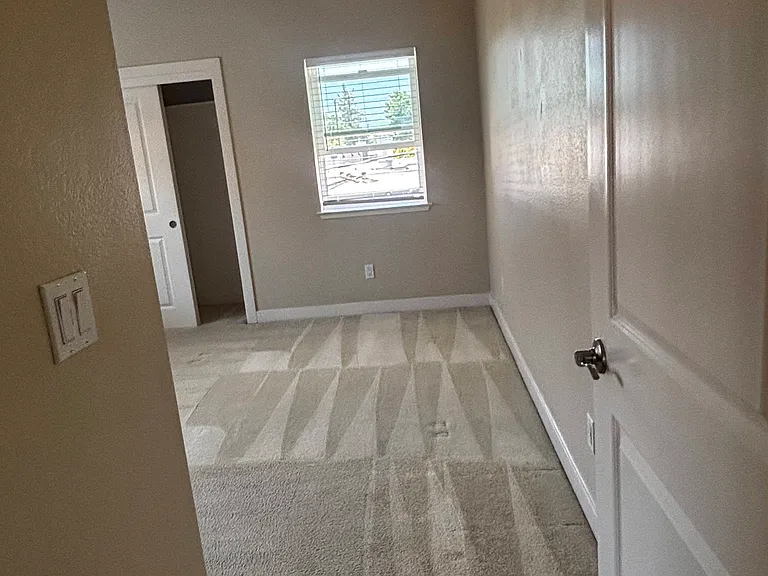 840 Civic Center Dr — Photo 21