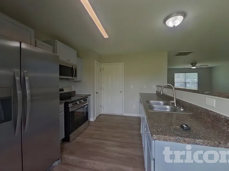 528 Gentle Breeze Ln — Photo 5