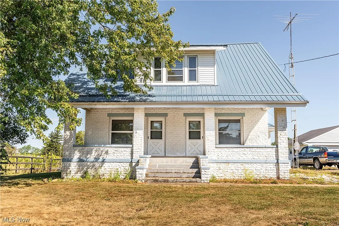 13529 Louisville St NE photo 1