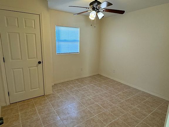 3rd image of 12630 N River Garden Dr
