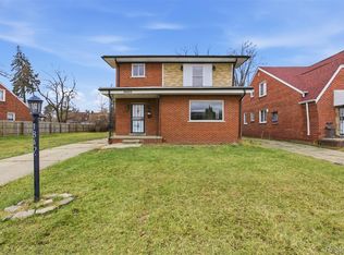 18425 Lesure St, Detroit, MI 48235