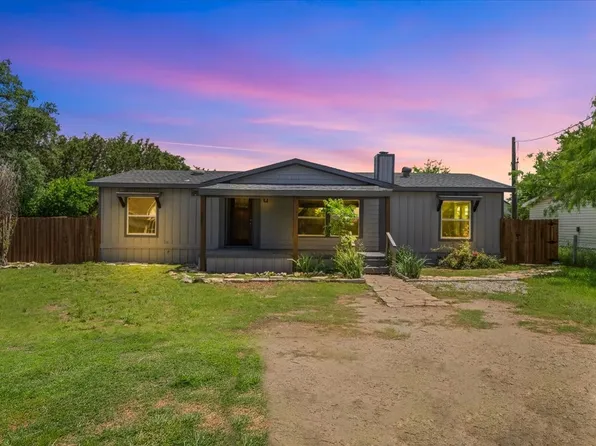 5120 San Marcos Ct, Granbury, TX 76048