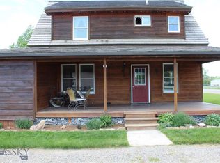 412 1st St E, Clyde Park, MT 59018