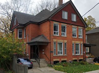 24 Montebello Pl #L2R6, Saint Catharines, ON L2R6B6