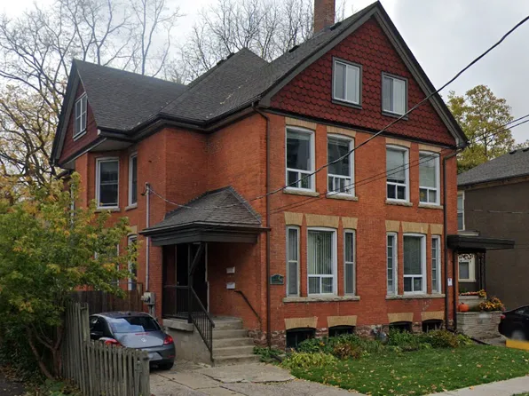 24 Montebello Pl #L2r6, Saint Catharines, ON L2R 6B6