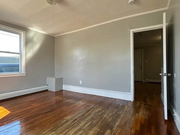 38 Prince Ave #E — Photo 26