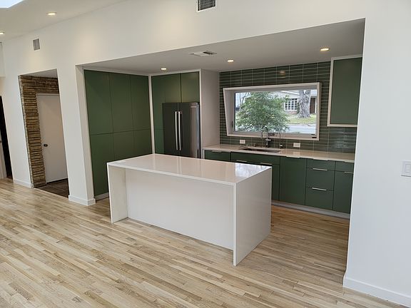 5th image of 2314 Westforest Dr
