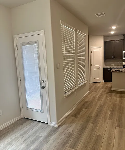 6712 Glimfeather Dr — Photo 12