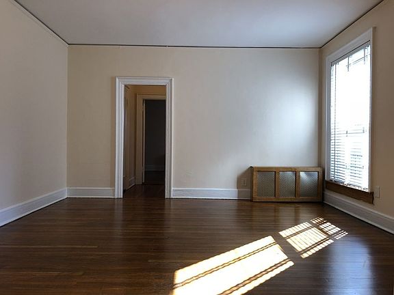 5th image of 6940 108th St APT 1B