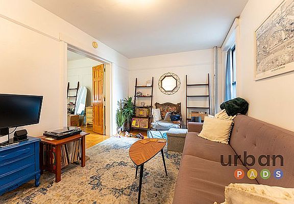 2nd image of 1141 Bergen St APT 1