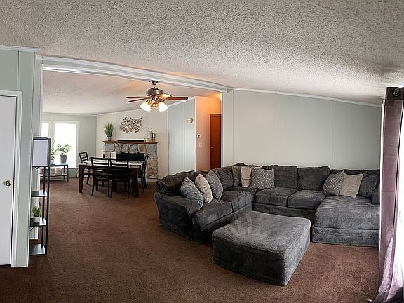 4th image of 1727 Saint Charles Pl