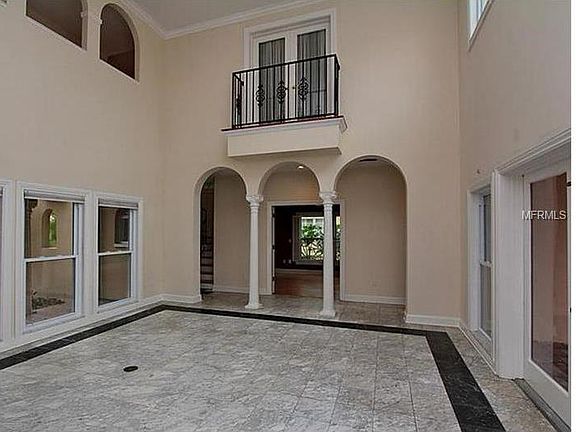 3rd image of 2809 W Fountain Blvd